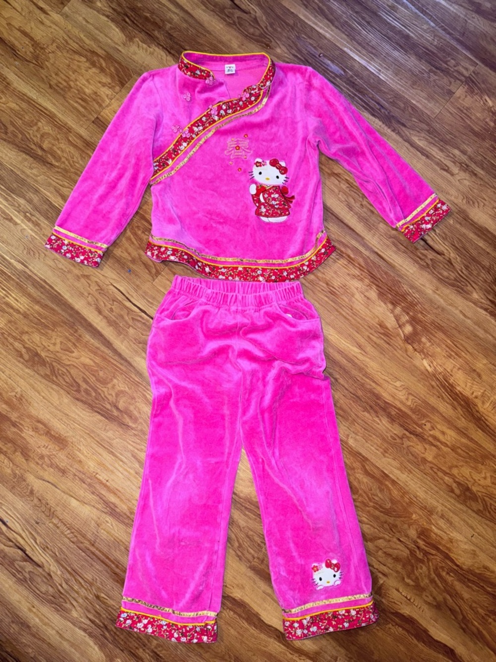 Sanrio Hello Kitty Kimono Pajama Top & Pants Girls Size 8 Sleepwear Pink Pullove